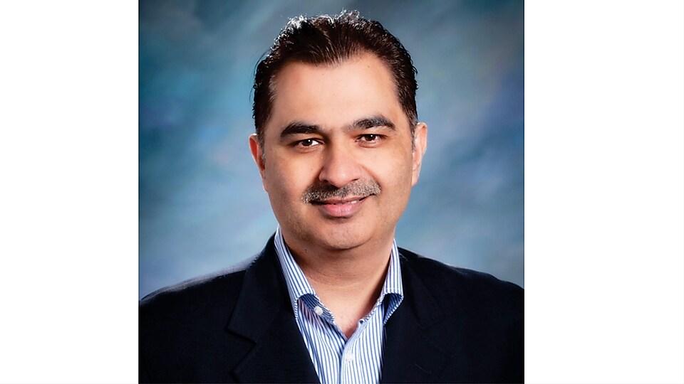 Avnish Sabharwal  Managing Director, Accenture Ventures & open innovation